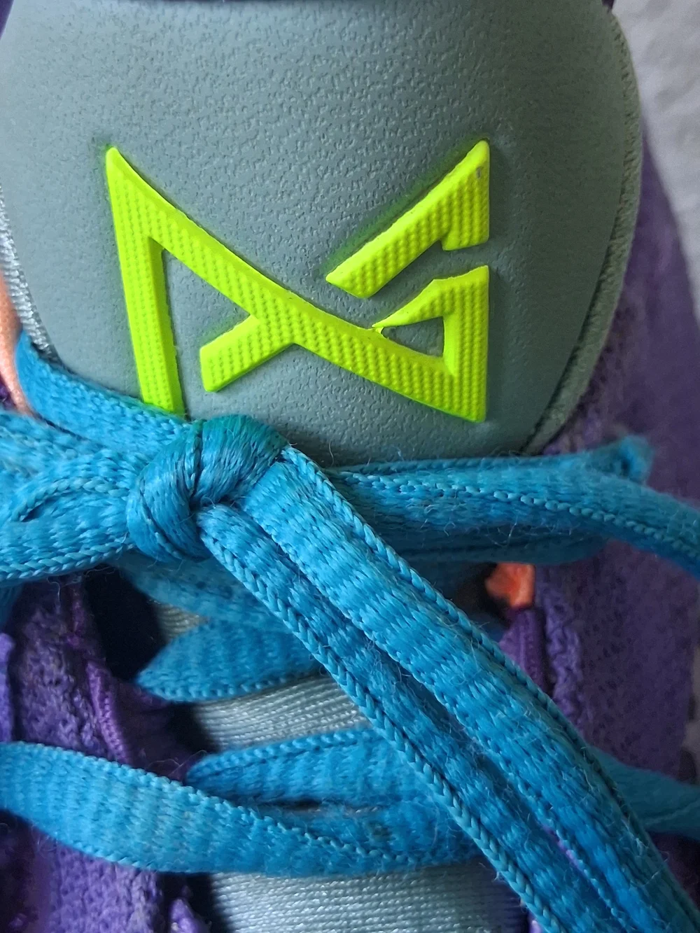 Nike PG2 Mamba Mentality Shoe - Size 8.5  Sneakers Zoom Purple Rare